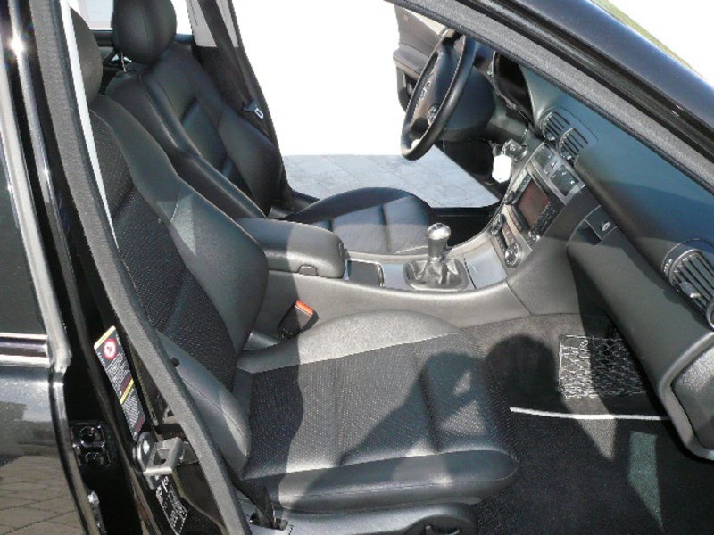 Mercedes-Benz C 220 CDI Avantgarde DPF SPORTPAKET LEDER COMAND