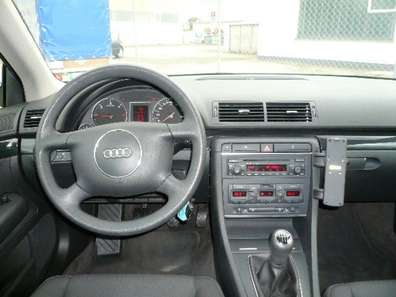 Audi A4 Avant 1.9 TDI CD ALUFELGEN 1.HAND UNFALLFREI