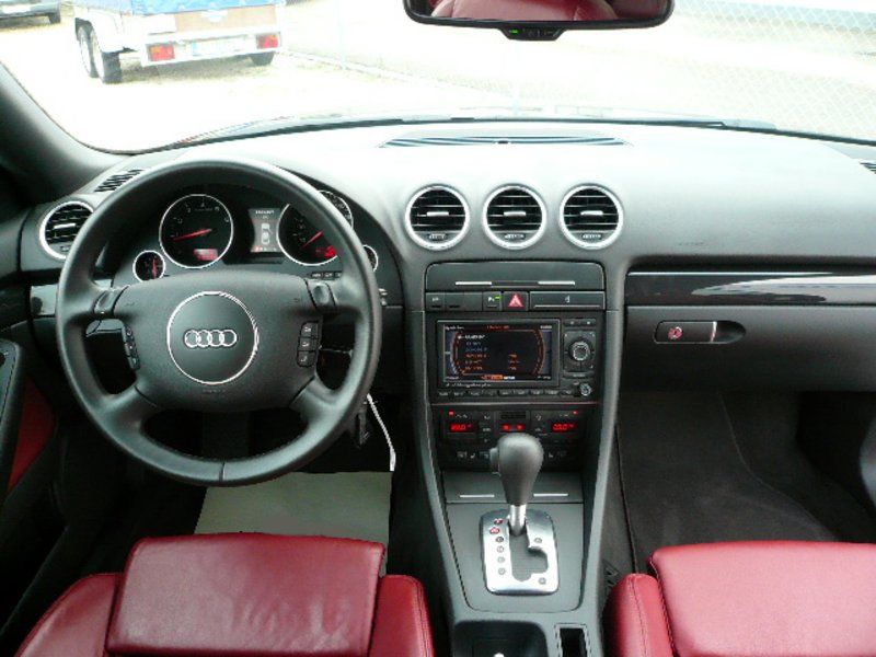 Audi A4 Cabriolet 3.0 S-LINE LEDER NAVI-PLUS-MMI XENON