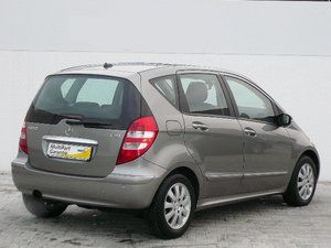 Mercedes-Benz A 180 CDI Elegance NAVI LEDER SCHIEBEDACH 1.HAND