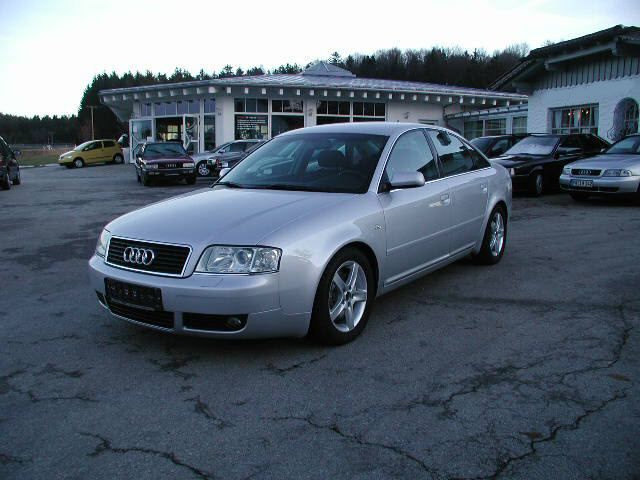 Audi A6 2.5 TDI QUATTRO,NAVI-PLUS,SITZHEIZUNG,TIPT