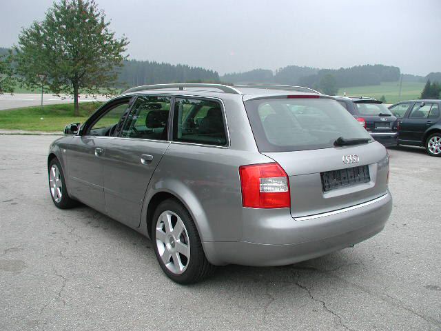 Audi A4 Avant 2.5 TDI, ALU 17