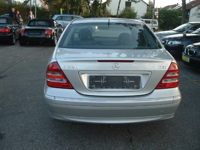 Mercedes-Benz C 220 CDI Avantgarde.Leder