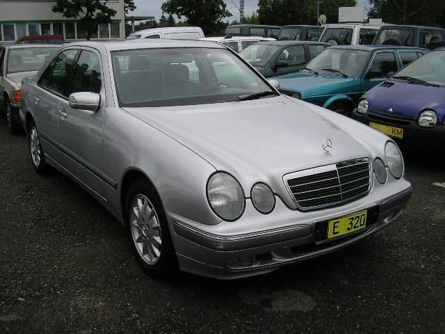 Mercedes-Benz E 320 Elegance #Tiptronic/Klima/Bose