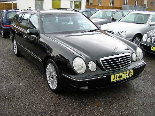 Mercedes-Benz E 320 T CDI Avantgarde Comand/Klima/Xenon/PDC